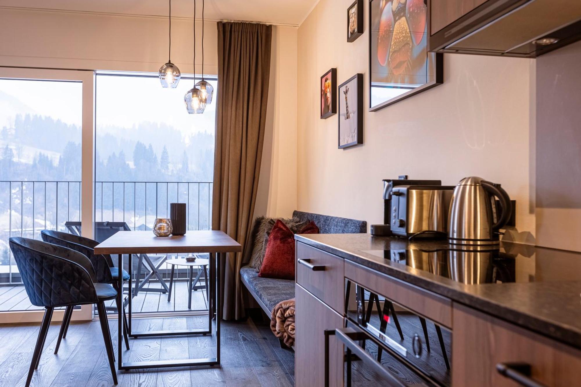 Brixental Suites Hopfgarten By Alps Resorts Хопфгартен им Бриксентал Екстериор снимка